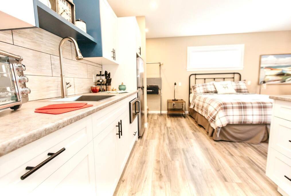 Raincoast Retreat At Shawnigan Lake! Exteriér fotografie