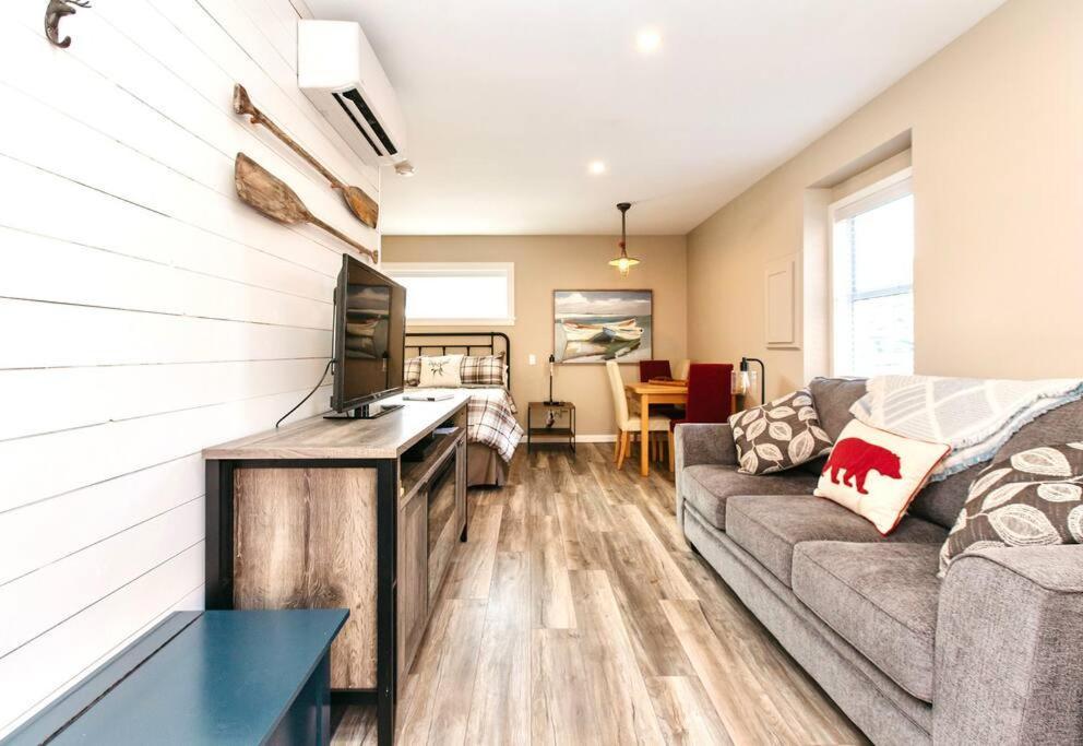 Raincoast Retreat At Shawnigan Lake! Exteriér fotografie