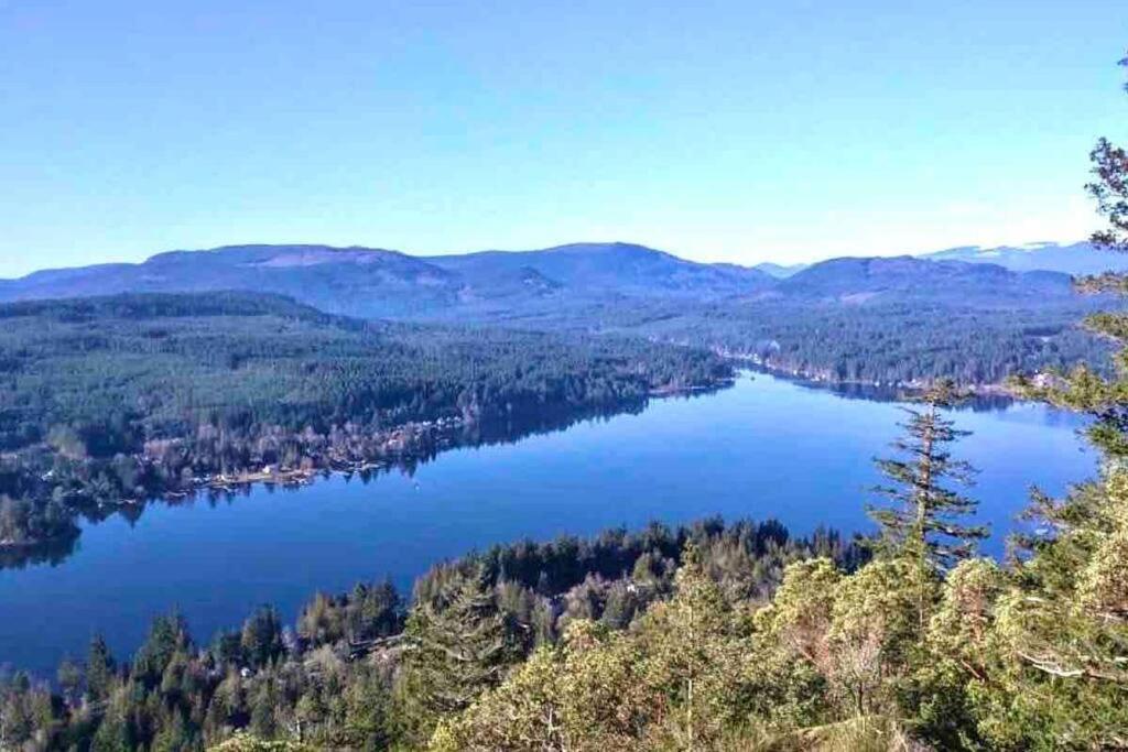 Raincoast Retreat At Shawnigan Lake! Exteriér fotografie